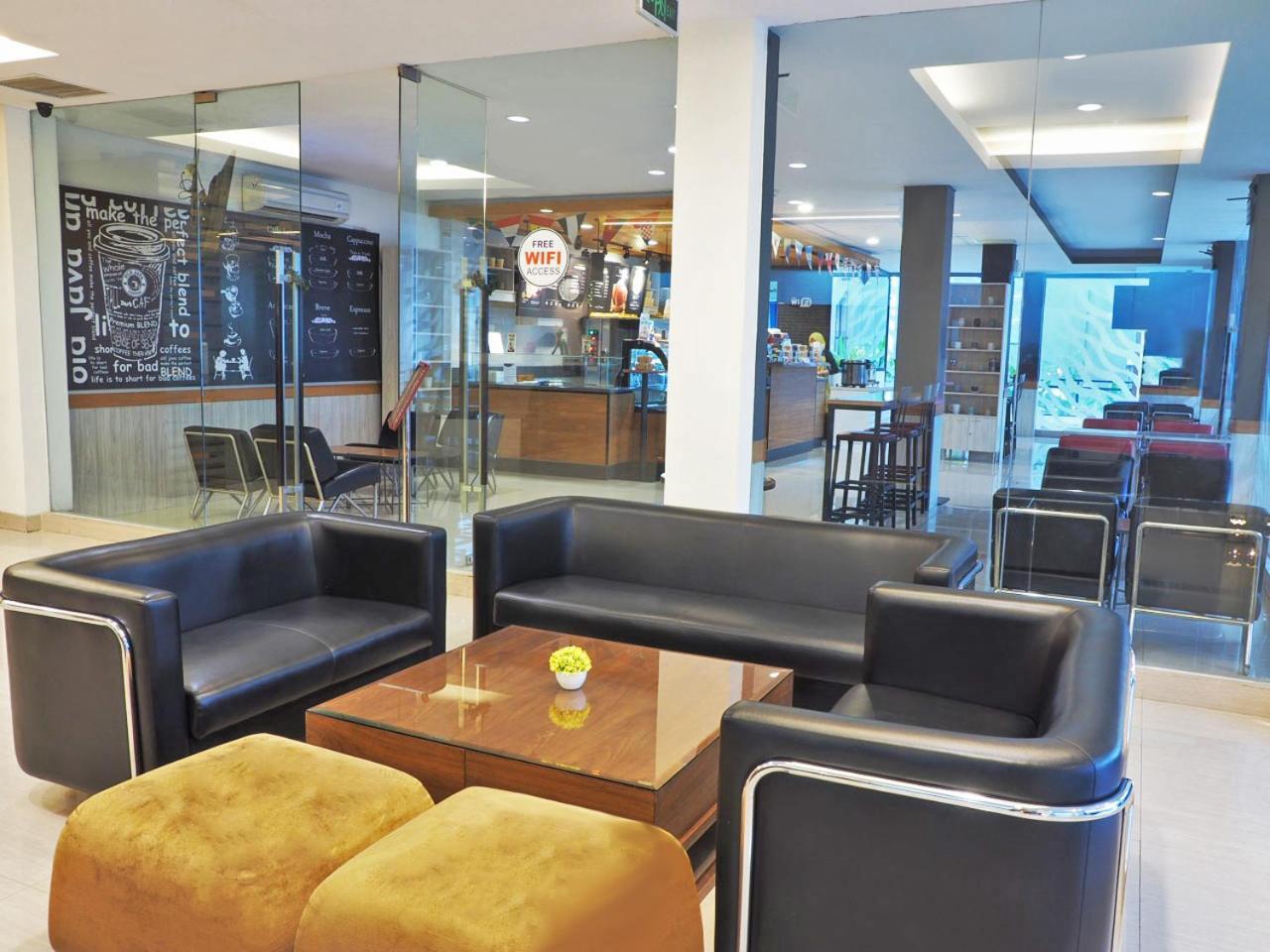 D'Primahotel Itc Mangga Dua Джакарта Экстерьер фото